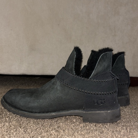 UGG McKay Black Winter Boot - Picture 4 of 9
